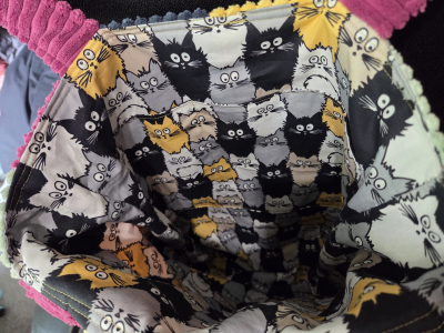 Baumwoll Webware Tim mit Katzen in grau, schwarz, gelb und weiß