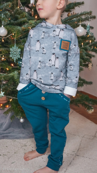 Preview: French Terry Beyond Nordic mit Pinguinen auf grau - leicht angeraut