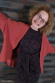 Preview: Modal French Terry Phil mit Rosen - Blüten in blau