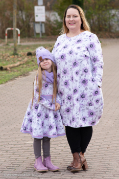 Preview: French Terry Autumn Forest by Christiane Zielinski - Blüten lila - weiß