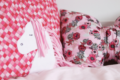 Preview: Free Horses by Steinbeck - Baumwoll - Popeline mit Karo in rosa - pink