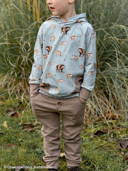 Baumwolljersey Life in the Forest by Christiane Zielinski - Wildschweine auf mint