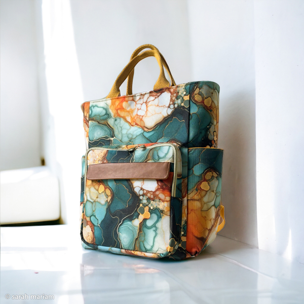 Oxford Flowing Bloom by Sarah Mariam - Outdoorstoff Liquid/ Marmor-Design in apricot - petrol