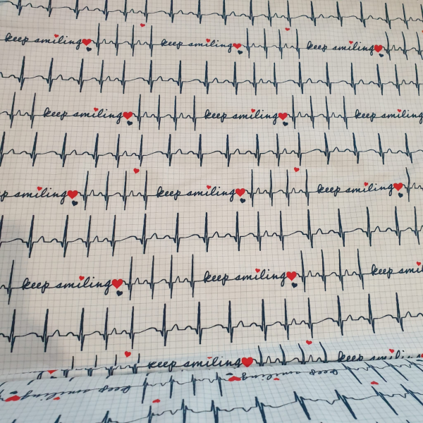 Baumwolljersey Keep Smiling - EKG - Herzen weiß