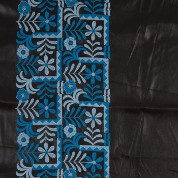 Kunstleder  Bordüre gestickt blau auf schwarz